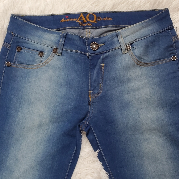 AQ FADED WASH BOHO EMBELLISHED SKINNY JEANS - Picture 5 of 15